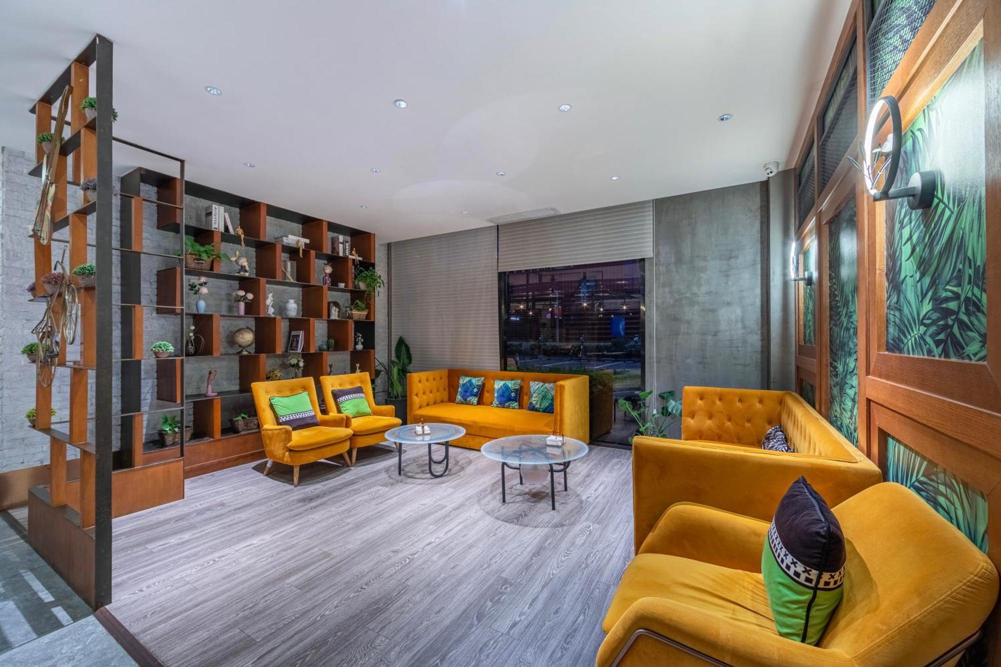 Ibis Styles Zhangjiang Hotel 3*